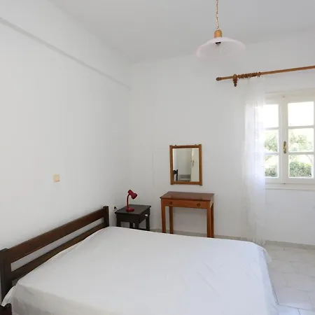 Azolimnos Rooms *