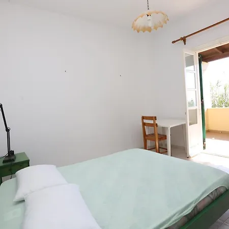Azolimnos Rooms *