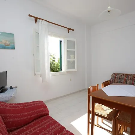 Azolimnos Rooms